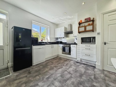 Images for Roseway, Bramhall EAID:mosleyjaapi BID:1