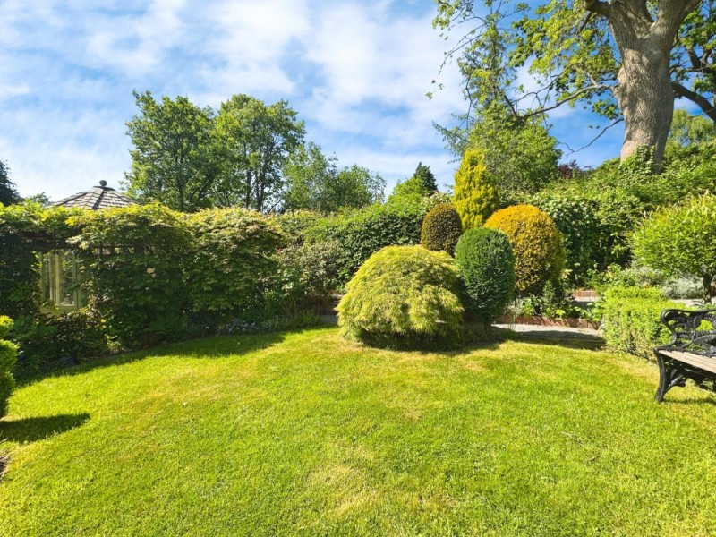Images for Roseway, Bramhall