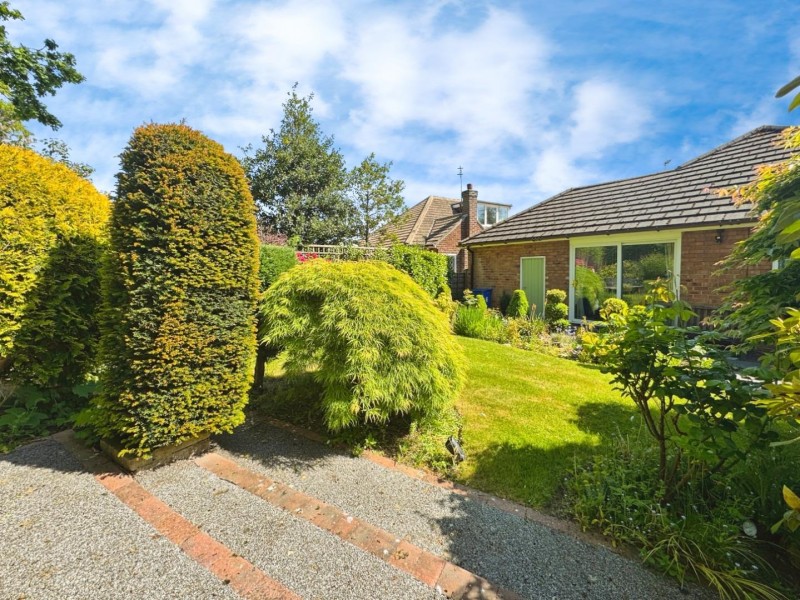 Images for Roseway, Bramhall