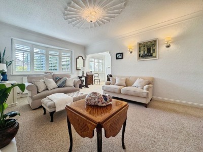 Images for Roseway, Bramhall EAID:mosleyjaapi BID:1