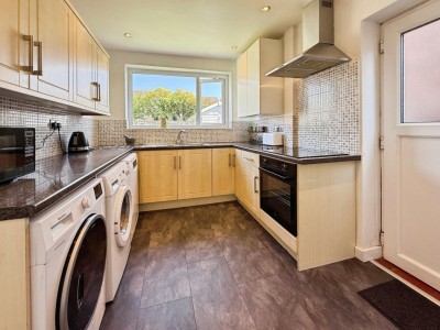 Images for Canberra Road, Bramhall EAID:mosleyjaapi BID:1