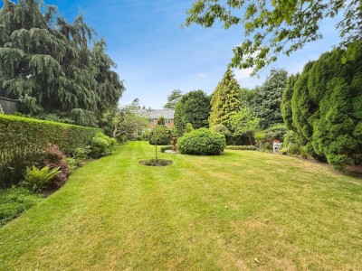 Images for Thorn Road, Bramhall EAID:mosleyjaapi BID:1