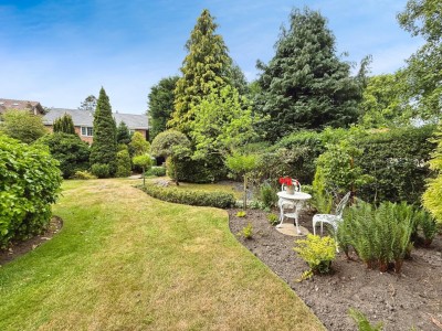 Images for Thorn Road, Bramhall EAID:mosleyjaapi BID:1