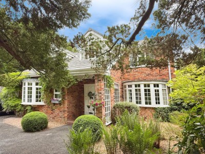 Images for Thorn Road, Bramhall EAID:mosleyjaapi BID:1