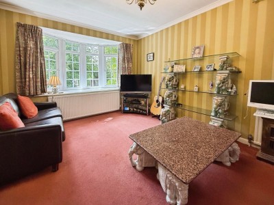 Images for Thorn Road, Bramhall EAID:mosleyjaapi BID:1
