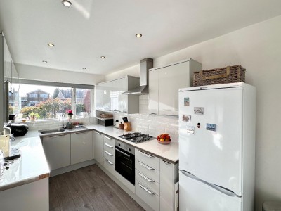 Images for Bodmin Drive, Bramhall EAID:mosleyjaapi BID:1