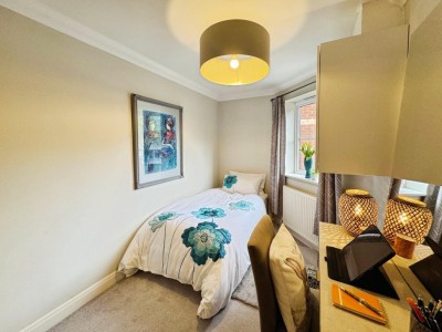 Images for Tudor Court, Bramhall EAID:mosleyjaapi BID:1