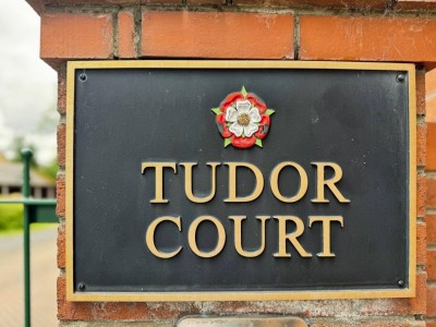Images for Tudor Court, Bramhall EAID:mosleyjaapi BID:1