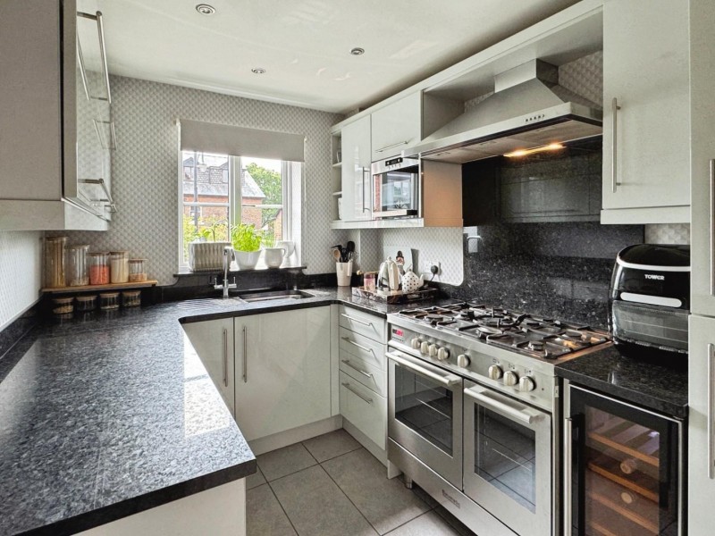 Images for Tudor Court, Bramhall