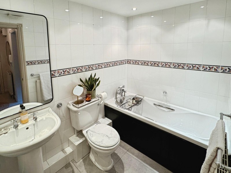 Images for Tudor Court, Bramhall
