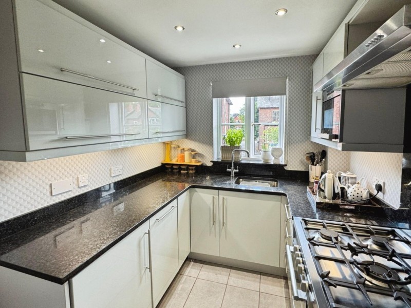Images for Tudor Court, Bramhall