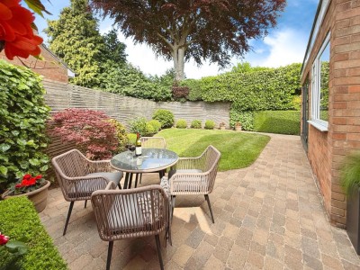 Images for Eskdale Avenue, Bramhall, Stockport EAID:mosleyjaapi BID:1