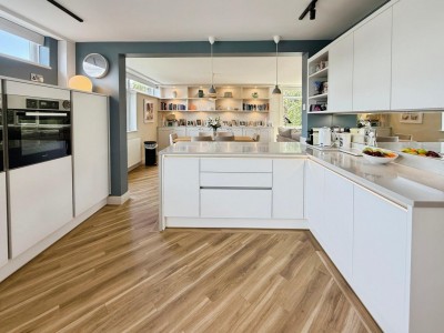 Images for Woodcote Avenue, Bramhall EAID:mosleyjaapi BID:1