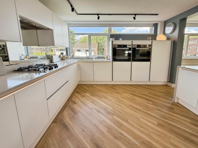 Images for Woodcote Avenue, Bramhall EAID:mosleyjaapi BID:1