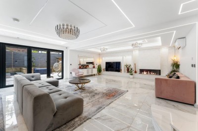 Images for Lawton Avenue, Bramhall EAID:mosleyjaapi BID:1