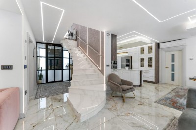 Images for Lawton Avenue, Bramhall EAID:mosleyjaapi BID:1