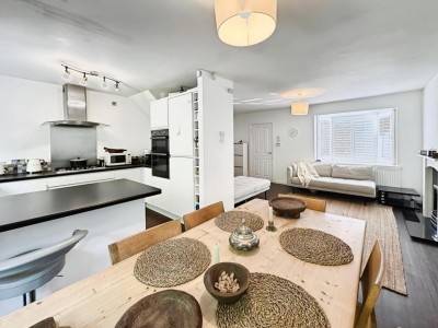 Images for Broomfield Close, Wilmslow EAID:mosleyjaapi BID:2