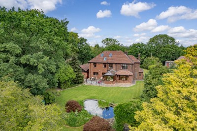 Images for Hall Moss Lane, Bramhall EAID:mosleyjaapi BID:1