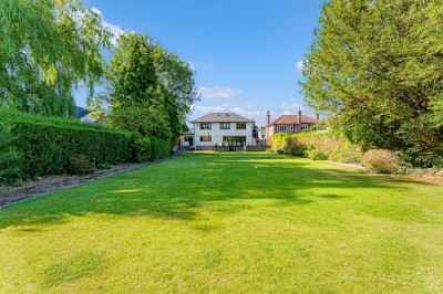 Images for Manor Road, Bramhall EAID:mosleyjaapi BID:1