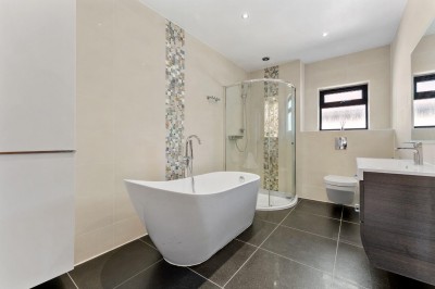 Images for Manor Road, Bramhall EAID:mosleyjaapi BID:1