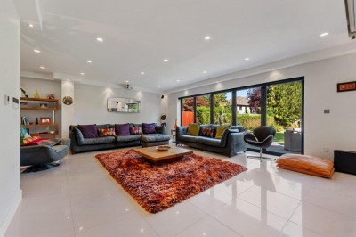 Images for Manor Road, Bramhall EAID:mosleyjaapi BID:1