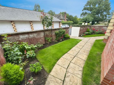 Images for Adlington Road, Wilmslow EAID:mosleyjaapi BID:2