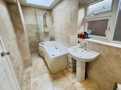 Images for Altrincham Road, Wilmslow EAID:mosleyjaapi BID:2