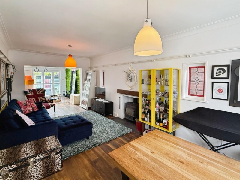 Images for Charlestown Road East, Woodsmoor