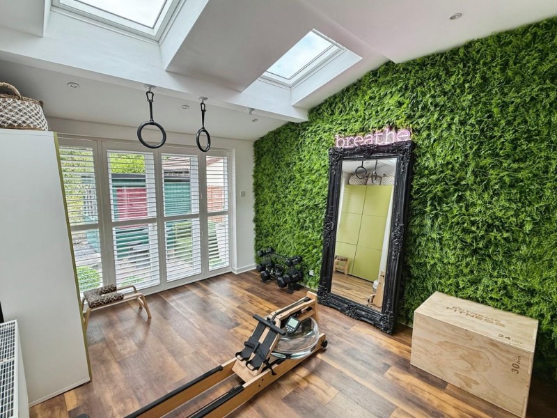 Images for Charlestown Road East, Woodsmoor