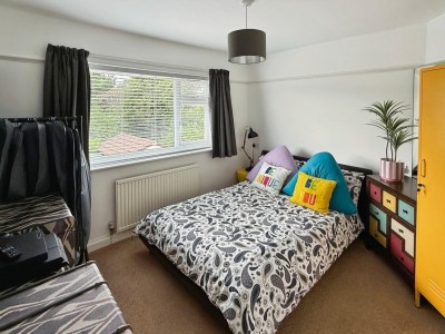 Images for Charlestown Road East, Woodsmoor EAID:mosleyjaapi BID:1