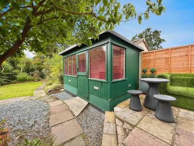 Images for Charlestown Road East, Woodsmoor EAID:mosleyjaapi BID:1