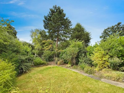 Images for Charlestown Road East, Woodsmoor EAID:mosleyjaapi BID:1