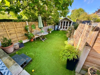 Images for South Oak Lane, Wilmslow EAID:mosleyjaapi BID:2