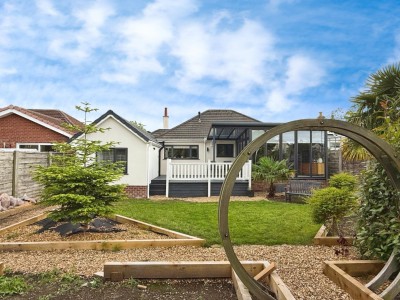 Images for Pine Road, Bramhall EAID:mosleyjaapi BID:1