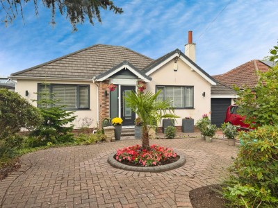 Images for Pine Road, Bramhall EAID:mosleyjaapi BID:1