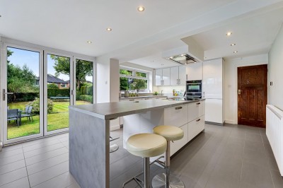 Images for Grange Road, Bramhall EAID:mosleyjaapi BID:1