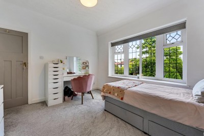 Images for Grange Road, Bramhall EAID:mosleyjaapi BID:1