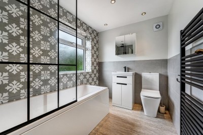 Images for Grange Road, Bramhall EAID:mosleyjaapi BID:1