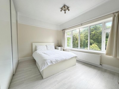 Images for Carrwood Avenue, Bramhall, Stockport EAID:mosleyjaapi BID:1