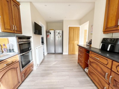 Images for Carrwood Avenue, Bramhall, Stockport EAID:mosleyjaapi BID:1