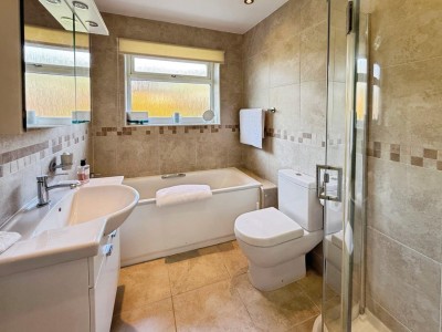 Images for Fords Lane, Bramhall EAID:mosleyjaapi BID:1