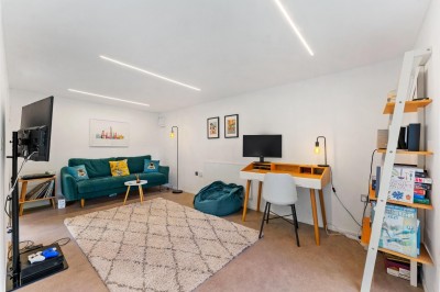 Images for Bridgefield Avenue, Wilmslow EAID:mosleyjaapi BID:2