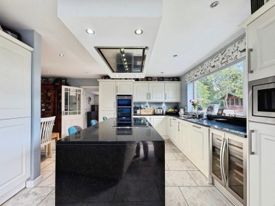 Images for Kingsley Avenue, Wilmslow EAID:mosleyjaapi BID:2