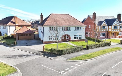 Images for Lancastrian Way, Woodford, Cheshire EAID:mosleyjaapi BID:1