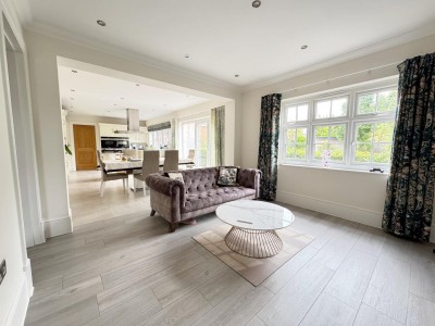 Images for Lancastrian Way, Woodford, Cheshire EAID:mosleyjaapi BID:1