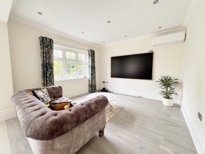 Images for Lancastrian Way, Woodford, Cheshire EAID:mosleyjaapi BID:1