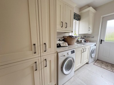 Images for Lancastrian Way, Woodford, Cheshire EAID:mosleyjaapi BID:1