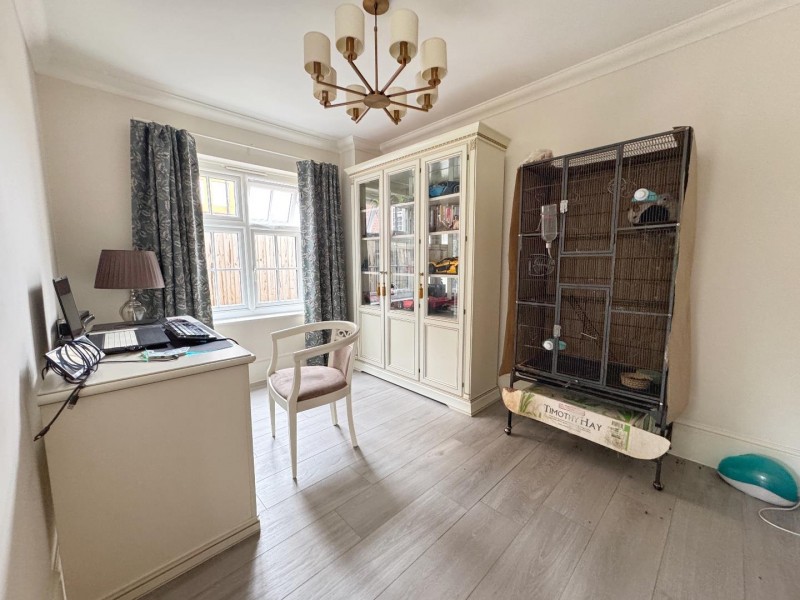 Images for Lancastrian Way, Woodford, Cheshire