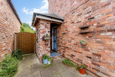 Images for Moor Lane, Wilmslow EAID:mosleyjaapi BID:2