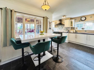 Images for Acre Lane, Cheadle Hulme EAID:mosleyjaapi BID:1